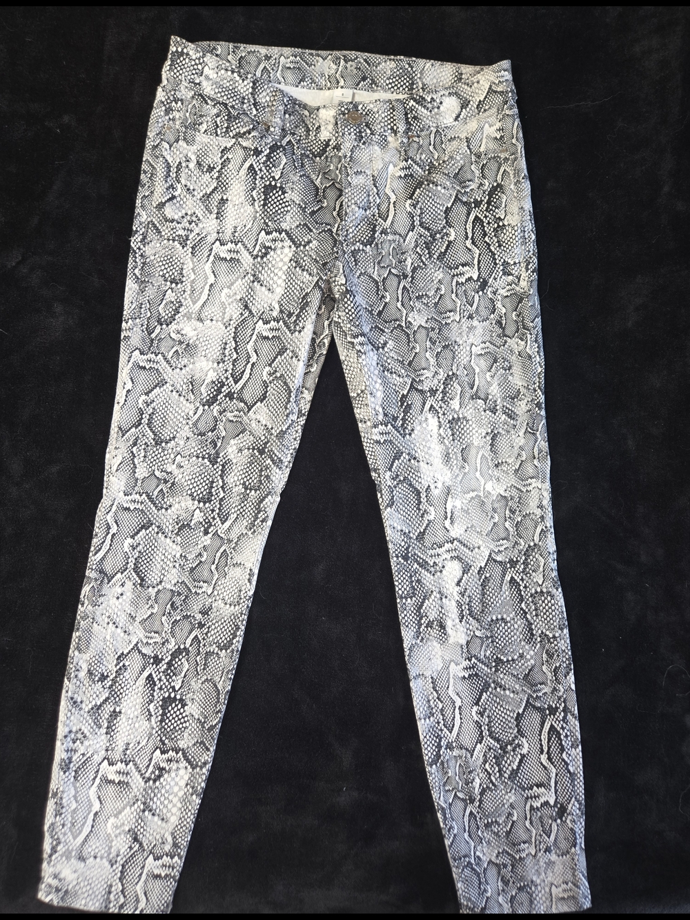White House Black Market Monochrome Snake-Print Skinny Pants